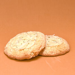 CRUMBLE COOKIE DE LIMÓN CON ROMERO Y VIRUTAS DE PARMESANO